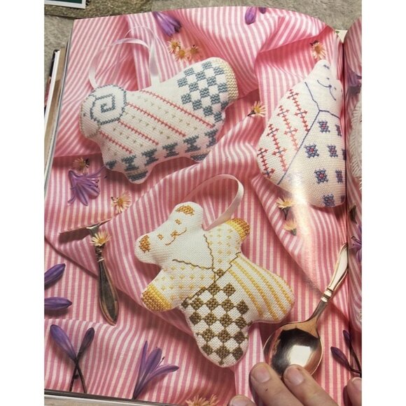 Cute & Cuddly Cross Stitch Book Hardcover 144 Pages Teddy Bears Kittens Baby Kid - Picture 9 of 12